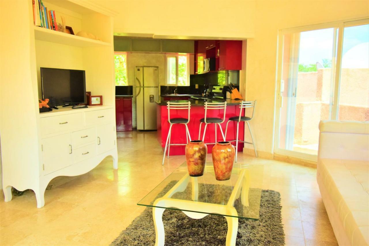 Happy Smile By The Dolphins Apartment Puerto Aventuras Bagian luar foto